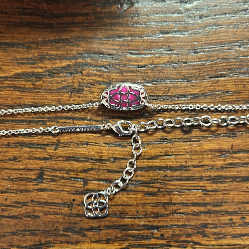 Kendra Scott Fuchsia and Silver Chain - Picture 2 of 3